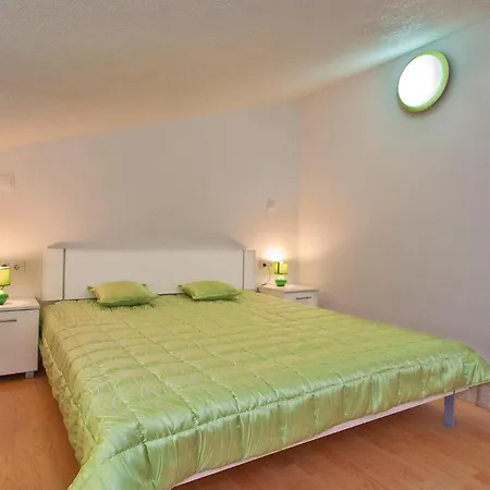 Holiday home Six-Bedroom Holiday Home In Perci